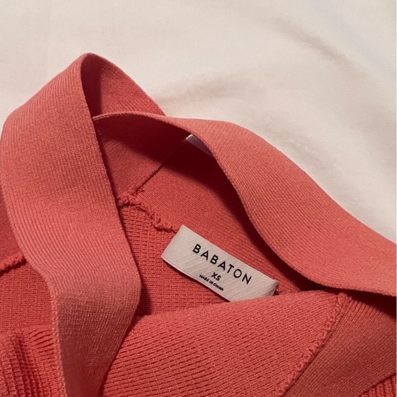 Babaton Scuplt Knit Criss Cross Crop Tank - Picture 3 of 3